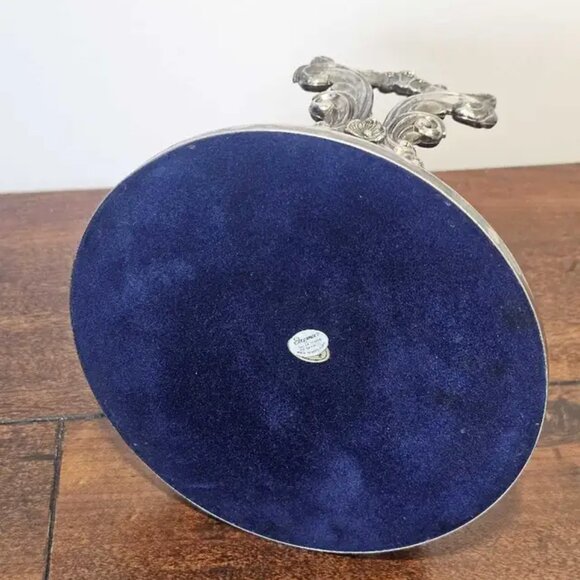 Elegance Silver Plated Stand - Picture 4 of 5